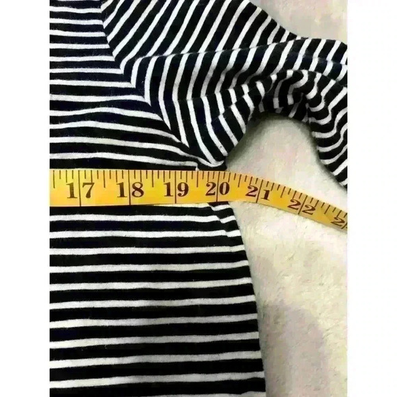 J Jill Cotton Model Navy Striped Smocked Bell Sleeve Tunic Top M Petite Artsy - Picture 4 of 9